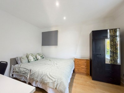 View Full Details for Belgrave Mews, Uxbridge, UB8