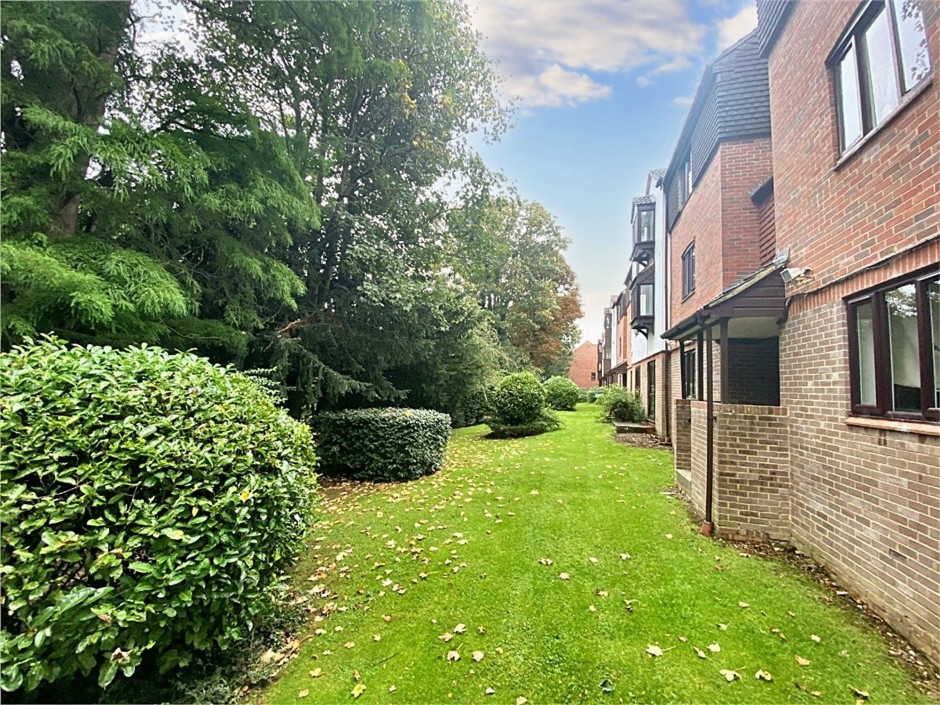 Pages Lane