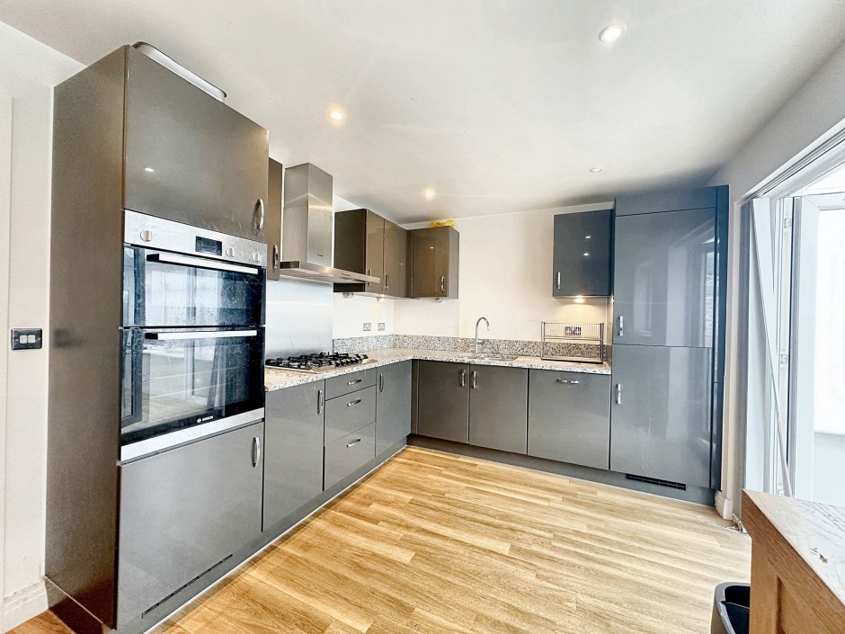 Cyrus Terrace Pentland Way
