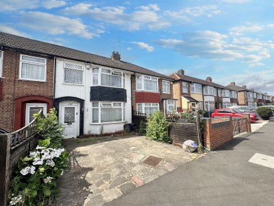 View Full Details for Sutton Court Road, Uxbridge, UB10