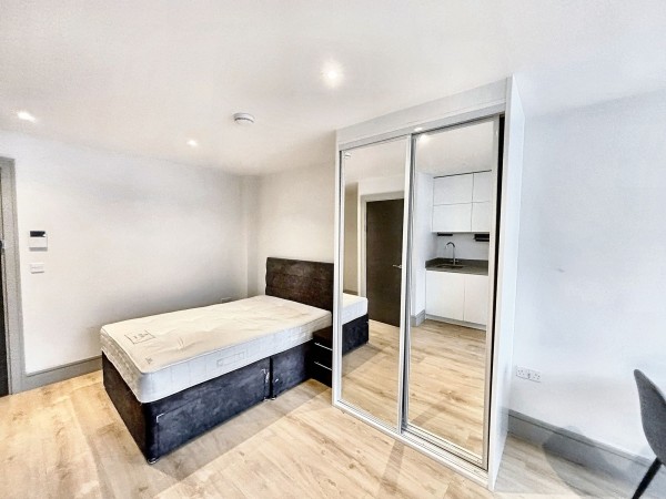 View Full Details for Market Square, Mercantile House, UB8