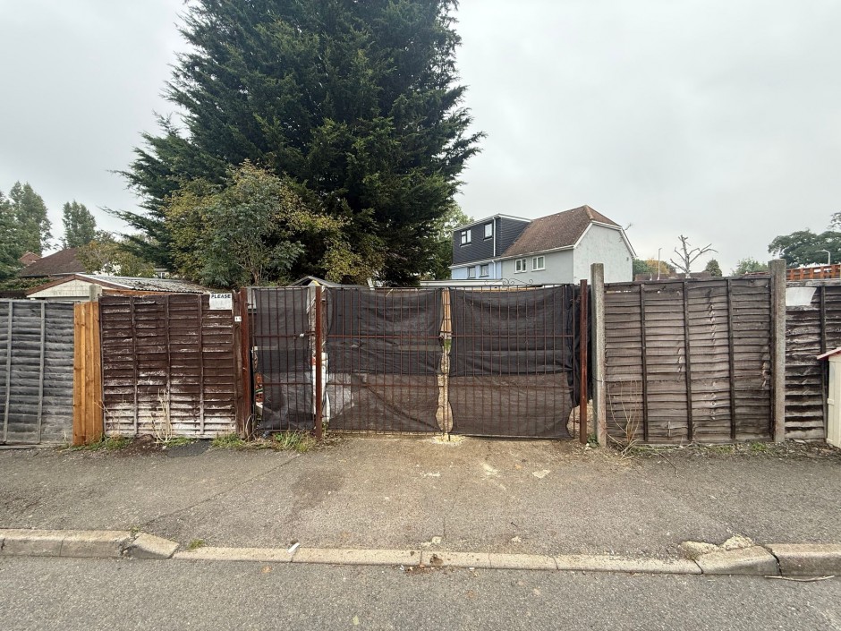 Dagnall Crescent