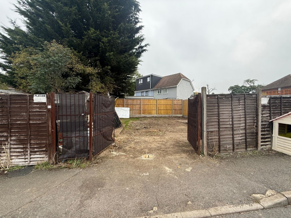 Dagnall Crescent