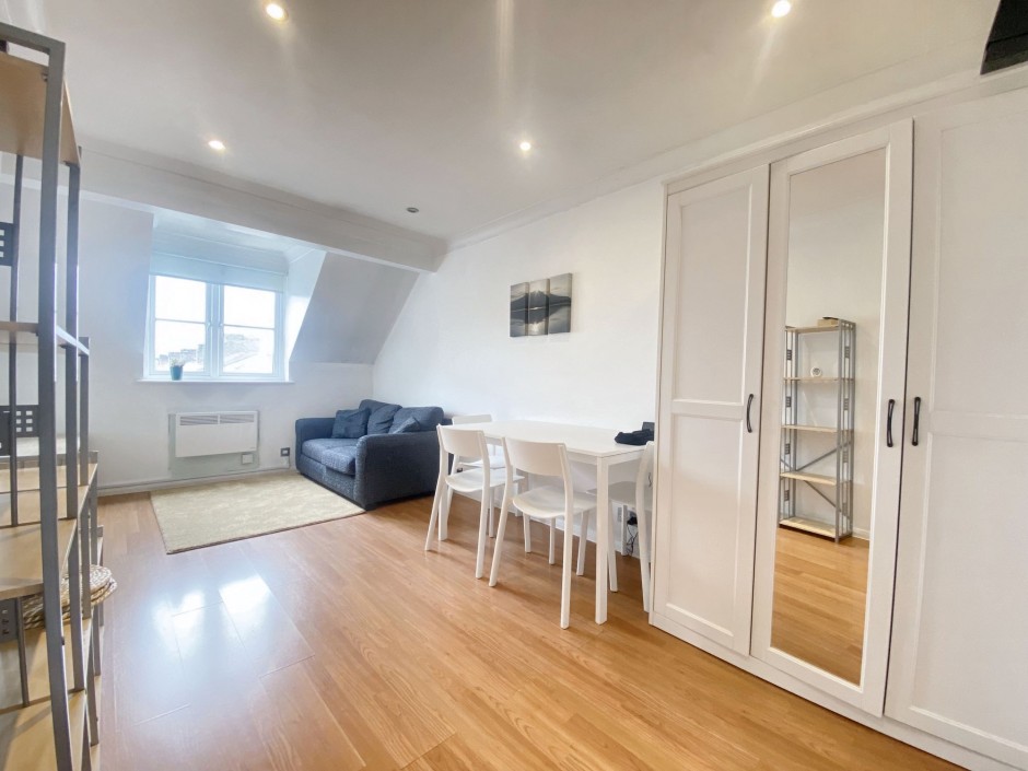 20240423155200262_original [51772215]