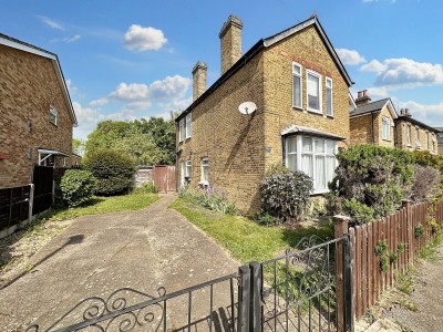 Tachbrook Road, Feltham, TW14