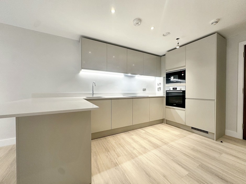  Paramount House,