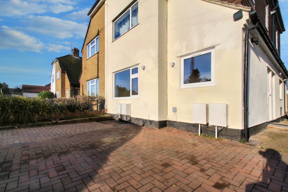 Lonsdale Close