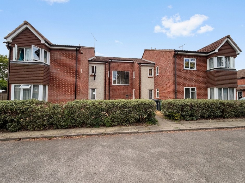 Lowdell Close