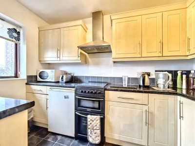 View Full Details for Chiltern View Road, Grundy House, UB8
