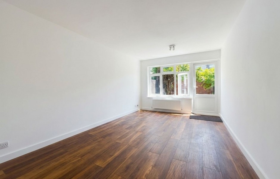 Damsonwood Road