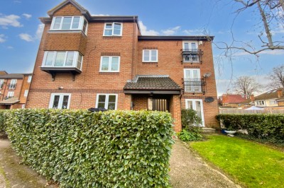View Full Details for Knowles Close, Yiewsley, UB7