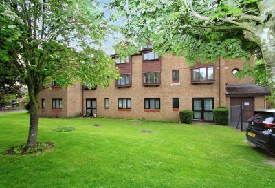 View Full Details for Woodlea Court, UXBRIDGE, Middlesex