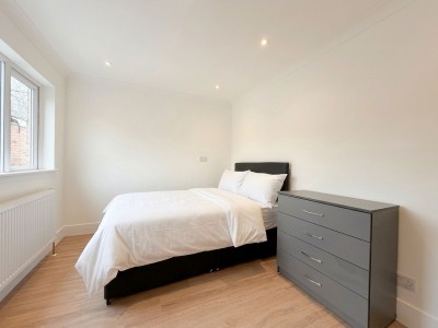 Bosanquet Close, Uxbridge, UB8