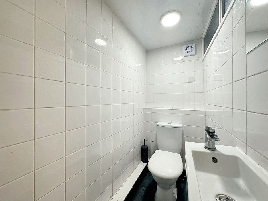 Shower Room view 2 (1)