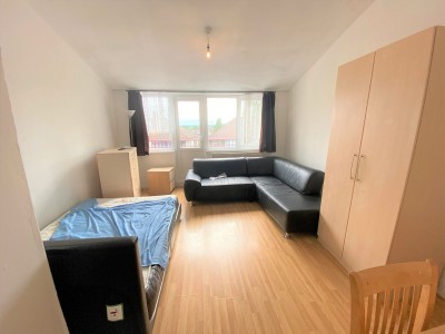 Whitehall Road, Uxbridge, UB8