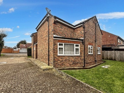 View Full Details for Nicholls Avenue, Uxbridge, UB8
