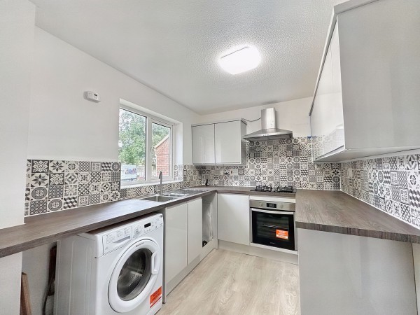 View Full Details for Tanglewood Close, Uxbridge, UB10