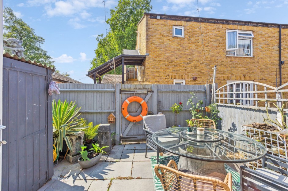 Cobden Close