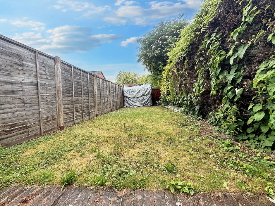 Lowdell Close