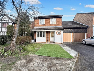 View Full Details for Brearley Close, Uxbridge, UB8