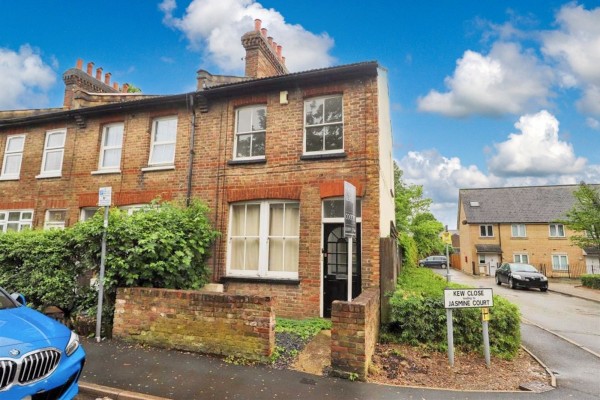 View Full Details for Chiltern View Road, Uxbridge, UB8