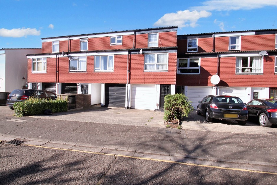 Ivanhoe Close