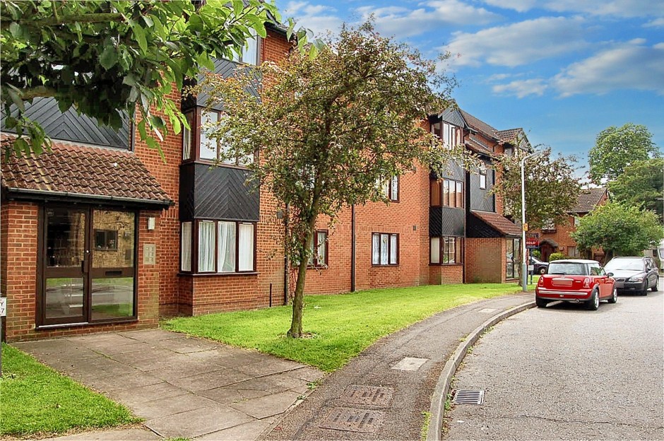 Amberley Way