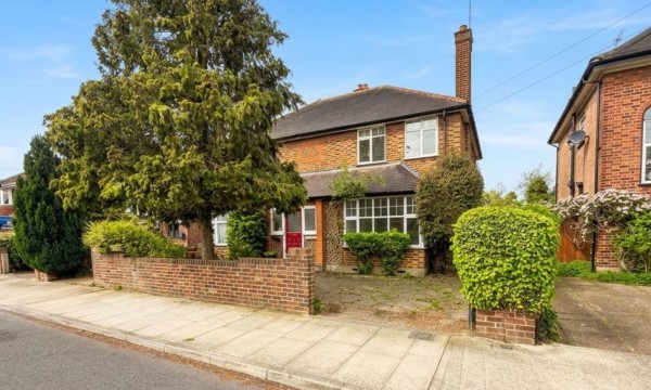 View Full Details for Clayton Way, Uxbridge, UB8