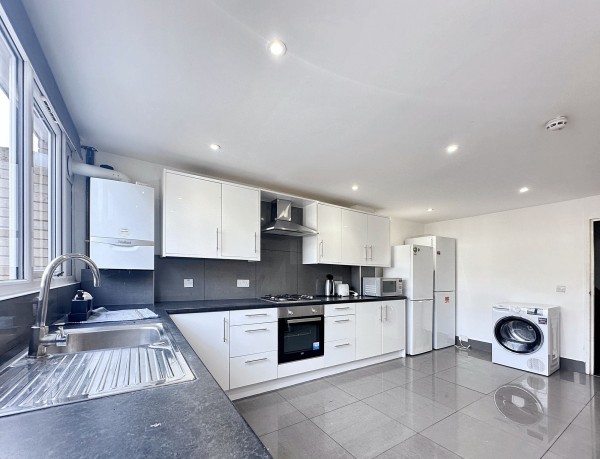 View Full Details for Barchester Close, Uxbridge, UB8