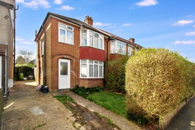 View Full Details for Sutton Court Road, Uxbridge, UB10