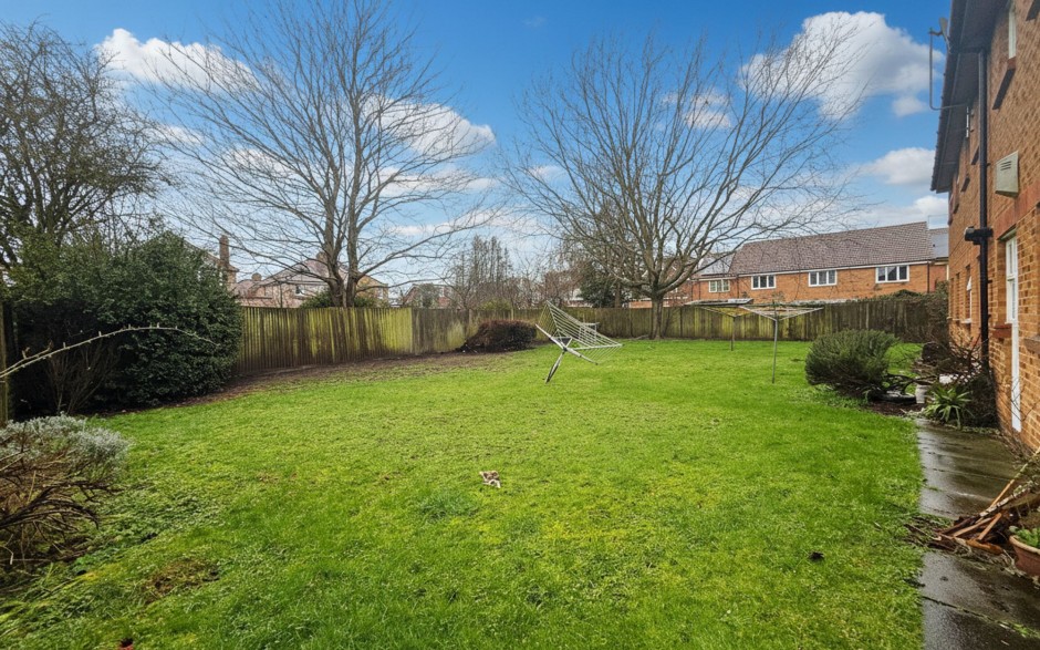Abbotswood Way