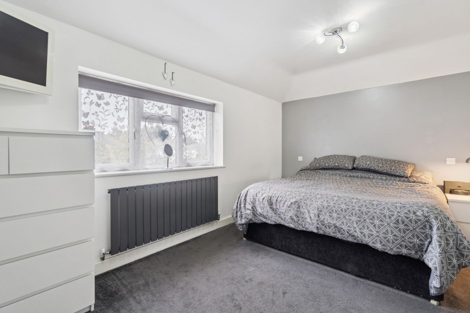 Meadow View High Road