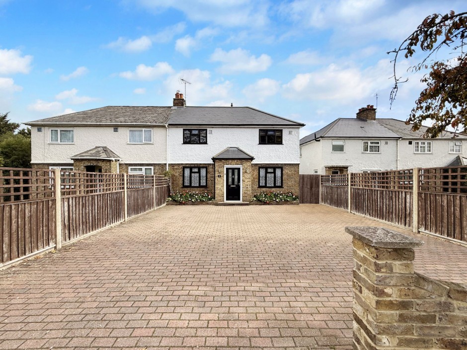 Meadow View High Road