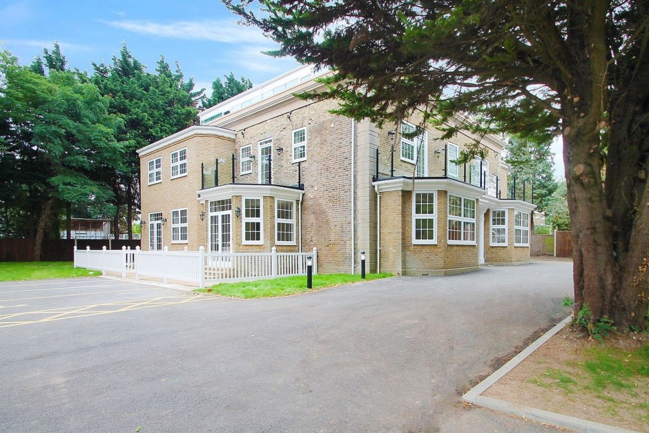 Springfield House Hayes End Road