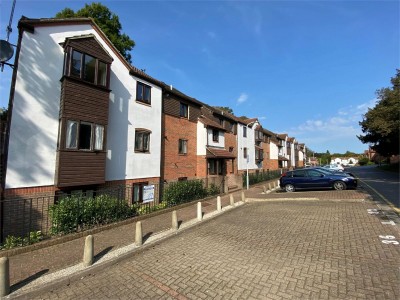 Pages Lane, Uxbridge, UB8