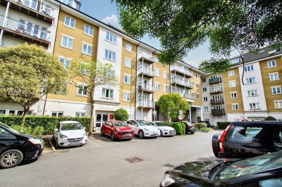 View Full Details for Park Lodge Avenue, Kensington House, UB7