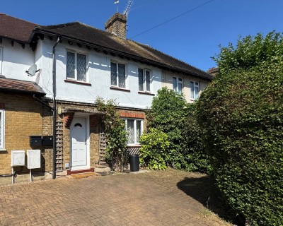 View Full Details for Pear Tree Avenue, Yiewsley, UB7