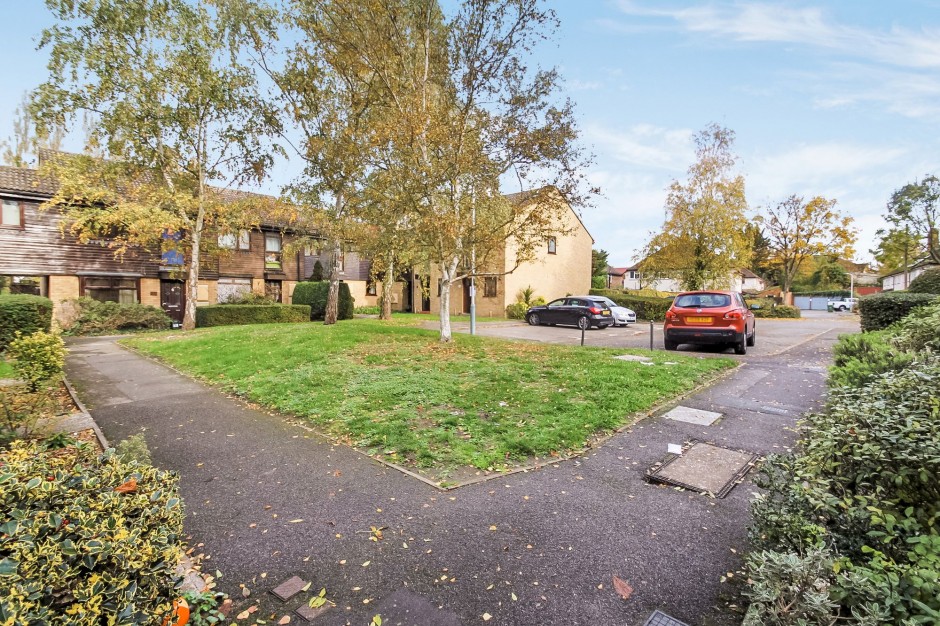 Lambourne Court St. Johns Close