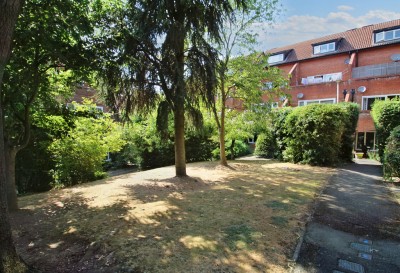 View Full Details for Cumbrian Way, Uxbridge, Middlesex