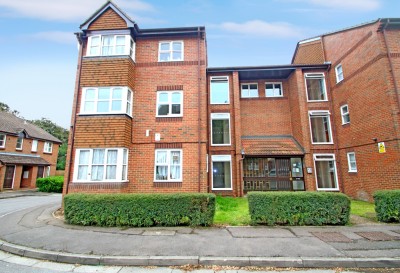 View Full Details for Knowles Close, West Drayton