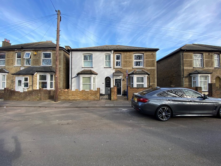 Colham Avenue