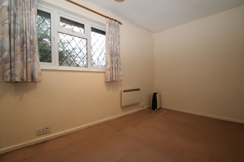 Hindhead Close