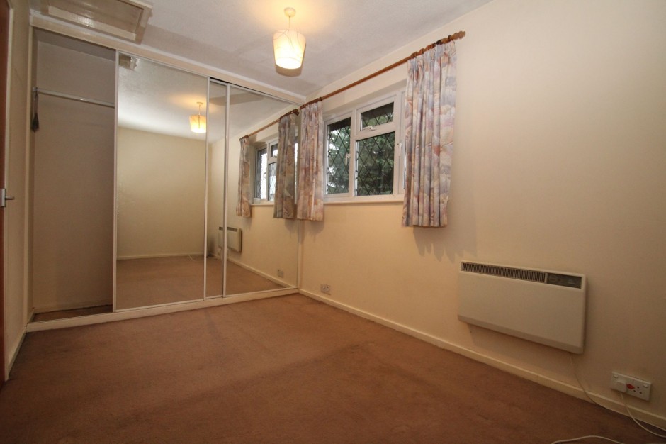 Hindhead Close