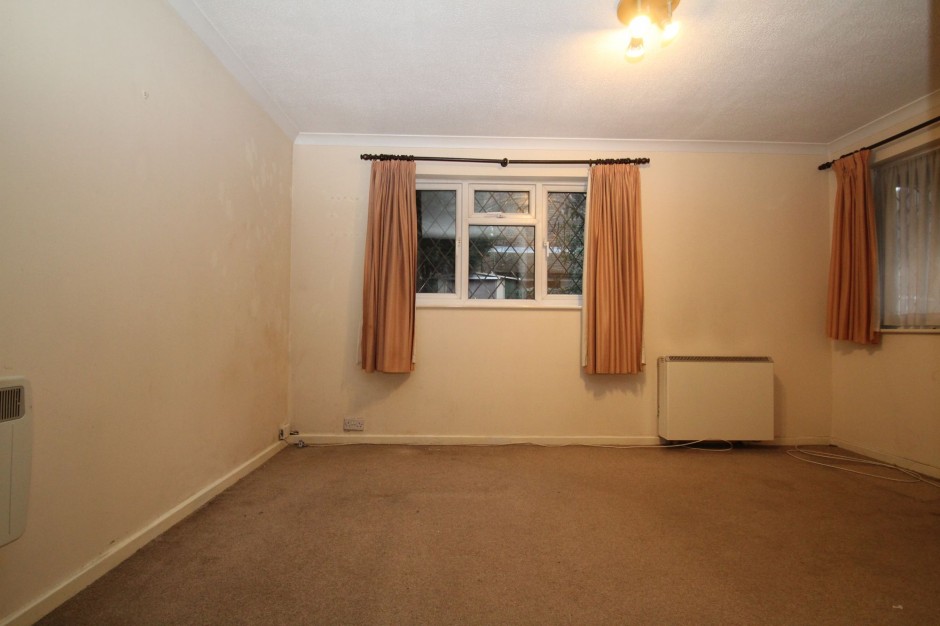 Hindhead Close