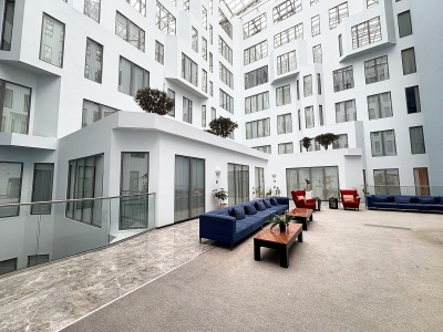 West Gate, London, W5