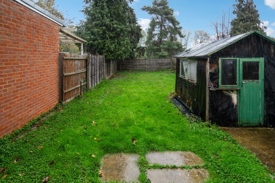 Blandford Waye