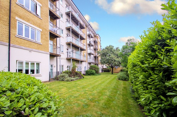 View Full Details for Park Lodge Avenue, Kensington House, UB7