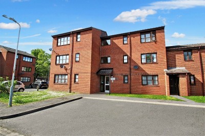 Newcourt, Uxbridge, UB8