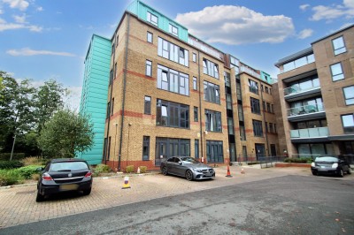 View Full Details for Brindley Place, Weston Court, UB8