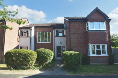 Clarkes Drive, Uxbridge, UB8